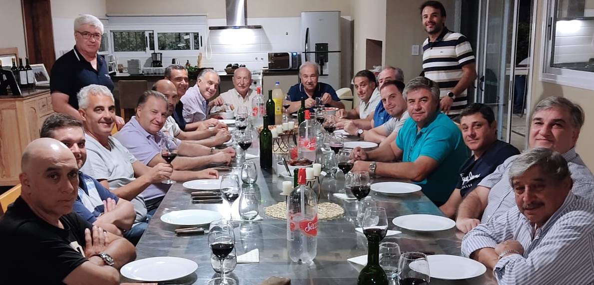 Foto para: REUNIÓN DE COMISIÓN DIRECTIVA 