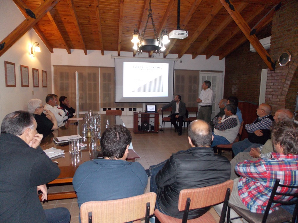 Foto para: <b>REUNIÓN CON AUTORIDADES DEL E.P.R.E. &nbsp;-Ente Provincial Regulador Eléctrico-</b>